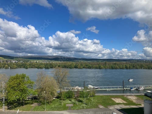 Blick von der Gemeinde Budenheim über den Rhein auf das Hessische Walluf photo