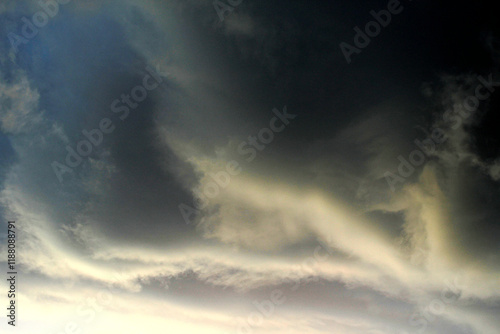 The appearance of clouds in the afternoon after heavy rain and strong winds hit.
