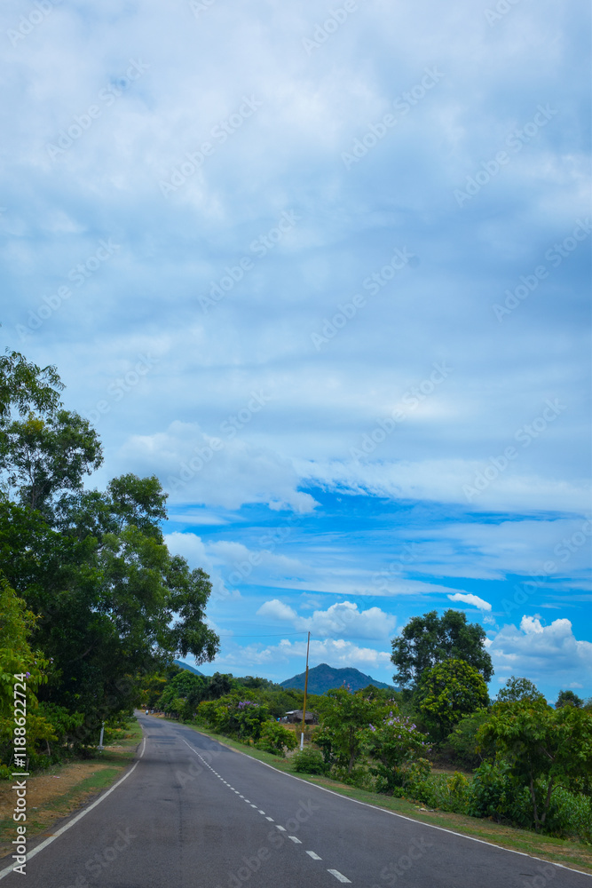 Naklejka premium Beautiful landscape with green trees and blue sky