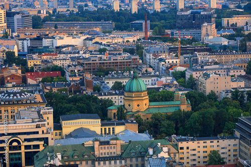 Obraz na płótnie Cityscape at sunset - top view of Jerusalem Avenue and neighbourhood of Koszyki, located within the Srodmiescie district in center of Warsaw, Poland w salonie