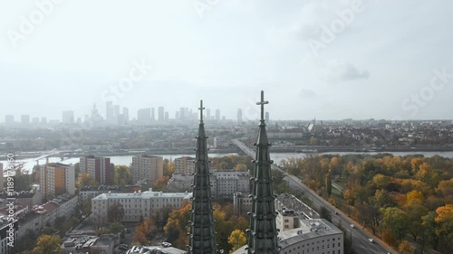Parallax panorama of the city's downtown