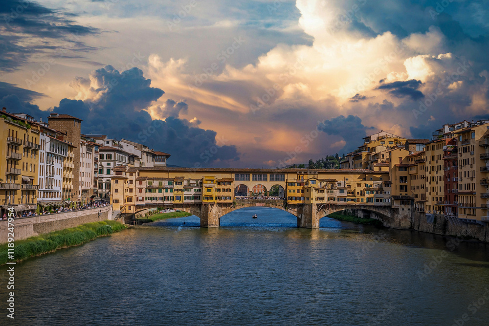 Fototapeta premium Ponte Vecchio view in Florance City