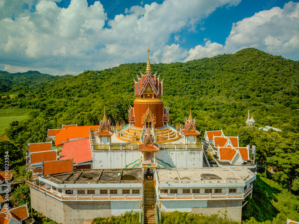 Naklejka premium Visit to Wat Khao Phrom Sawan during a sunny day in Saraburi, Thailand on October 07, 2023