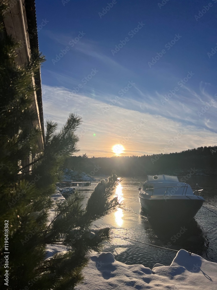 Fototapeta premium Hindenes Alver Fjord Winter Norway