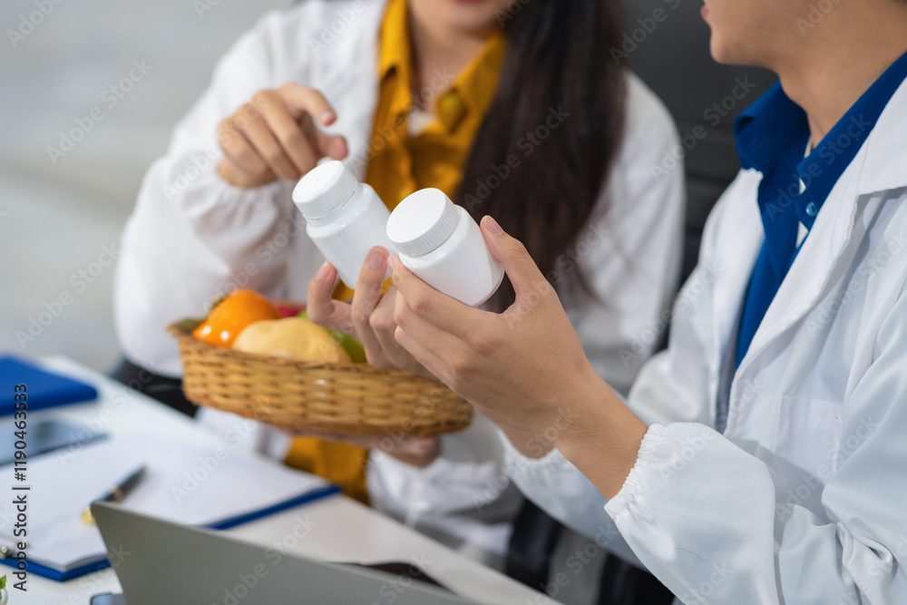 Microbiologists & Nutrition Specialists, Molecular Analysis in Food Science Labs.