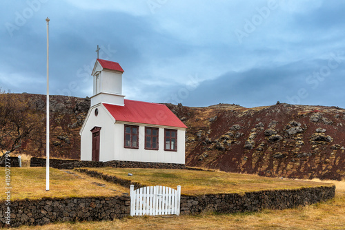 Obraz na płótnie A typical church near the town of Raudhamelur in the west of Iceland w salonie