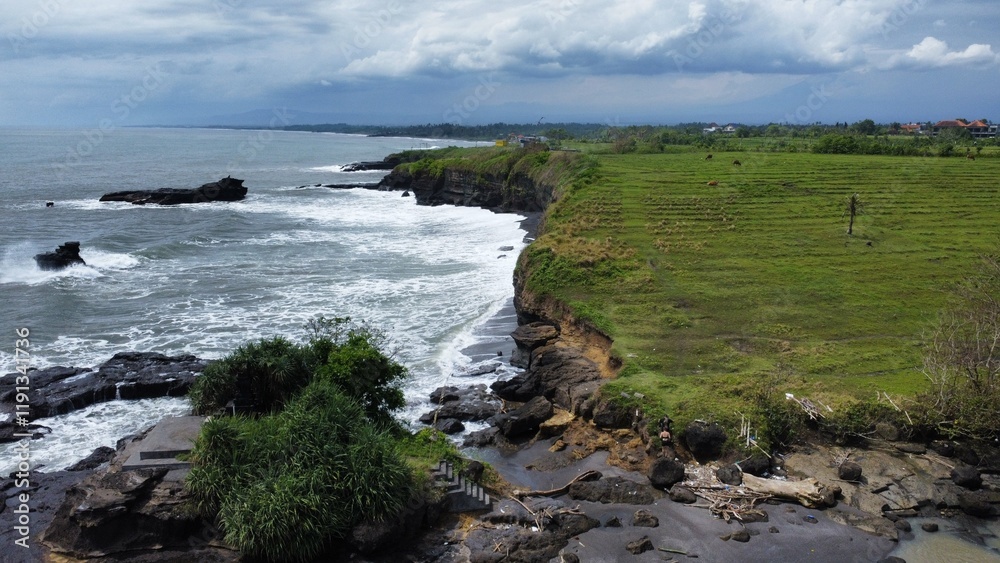 Bali cliffs near Pura Tanah Lot Temple Bali cliffs near Pura Tanah Lot Temple