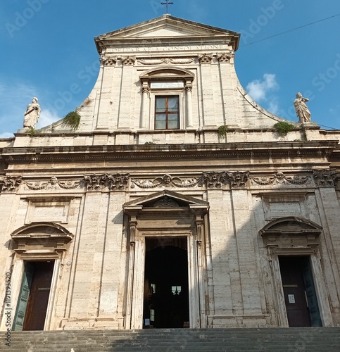 Facciata barocca della chiesa della Consolazione a Roma in Italia.