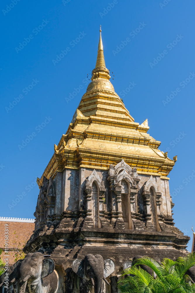 Fototapeta premium Wat Phra Singh in Thailand