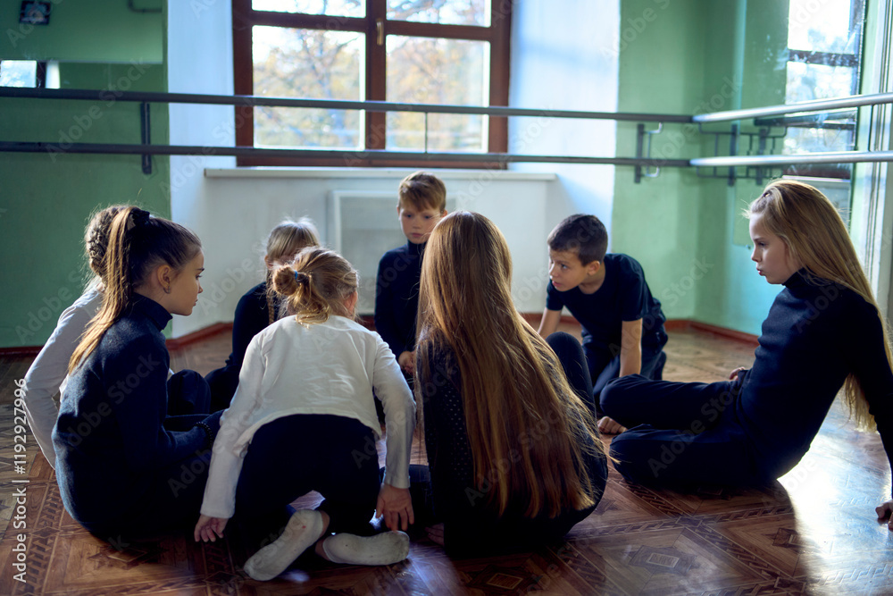 Ταπετσαρία a group of pre-teens perform a teacher's task during an acting class, communicat
