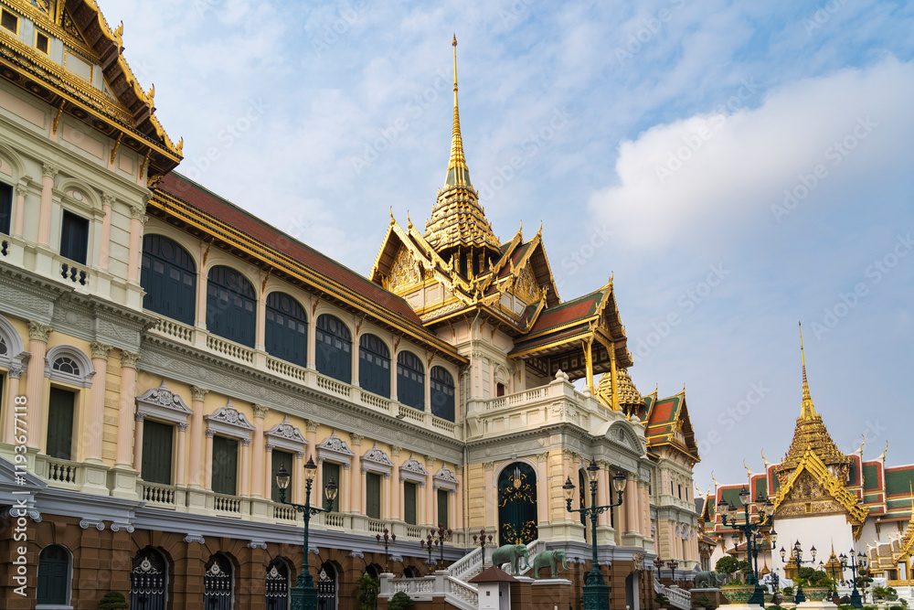 Naklejka premium Grand Palace and the Temple of the Emerald Buddha - Wat Phra Kaew