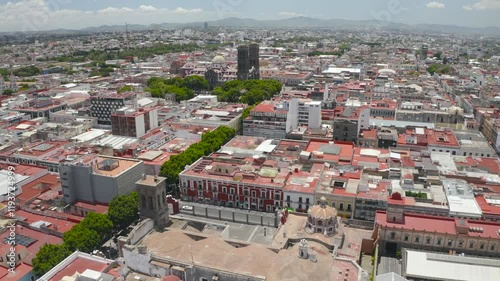 Toma aérea Puebla, ciudad latinoamérica