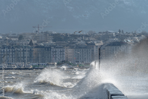 Grosse bise hivernale sur les quai de Genève