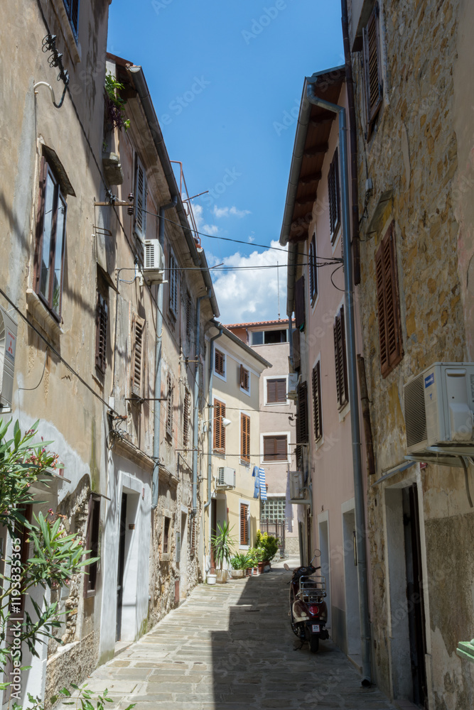 Obraz premium A quiet corner in town