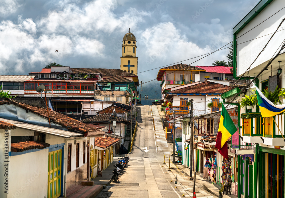 Fototapeta premium Traditional street of Salento with colonial architecture. UNESCO world heritage in Quindio, Colombia