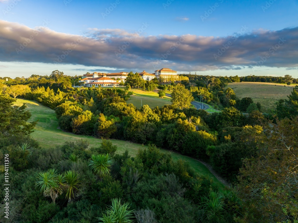 Φωτογραφία Aerial view of Massey University, Auckland Campus