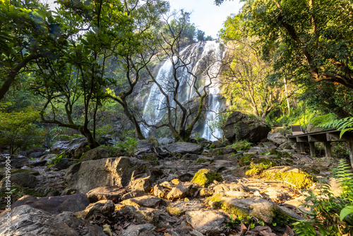 Obraz na płótnie Khlong Lan Waterfall, Khlong Lan National Park, Kamphaeng Phet, in Thailand w salonie