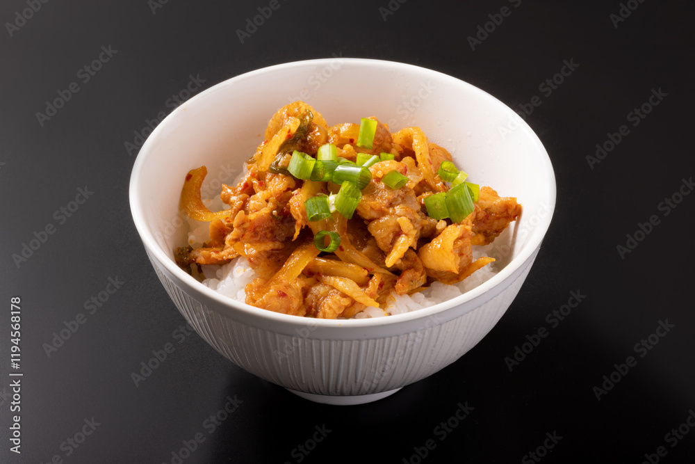 豚キムチ丼