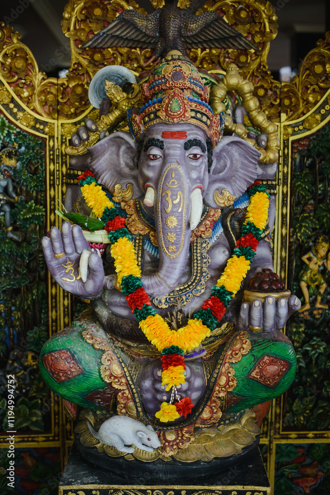 Obraz premium Deity figure, statue in Bali, Indonesia. Religion, culture
