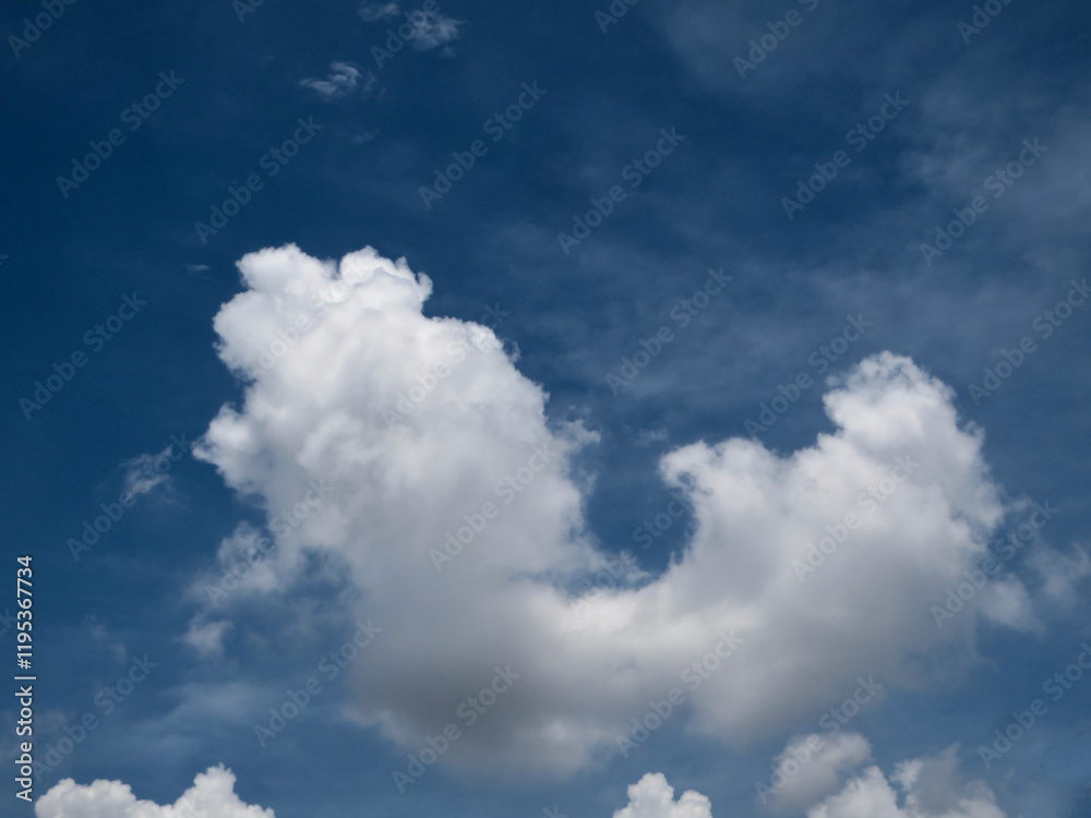 Majestic Cumulus Cloud Formation Against a Deep Blue Sky – Dreamlike Weather Photography Majestic Cumulus Cloud Formation Against a Deep Blue Sky – Dreamlike Weather Photography