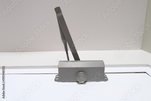 Bild auf Leinwand Automatic hydraulic door closer close up view