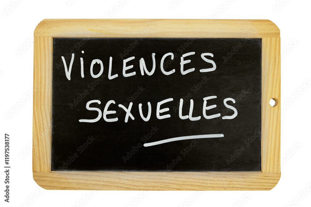 les mots violences sexuelles écrit en français sur une ardoise les mots violences sexuelles écrit en français sur une ardoise