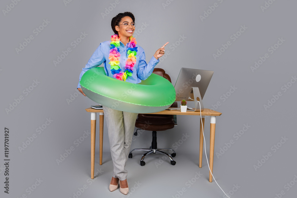 Full size photo of pretty young bussinesswoman summer vacation look point empty space wear trendy formalwear isolated on gray background Full size photo of pretty young bussinesswoman summer vacation look point empty space wear trendy formalwear isolated on gray background