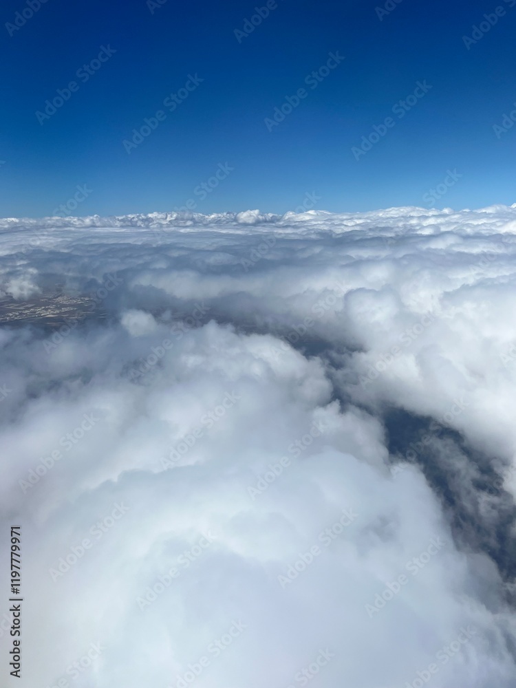 Obraz premium clouds above the clouds