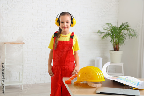 Little architect with heari...