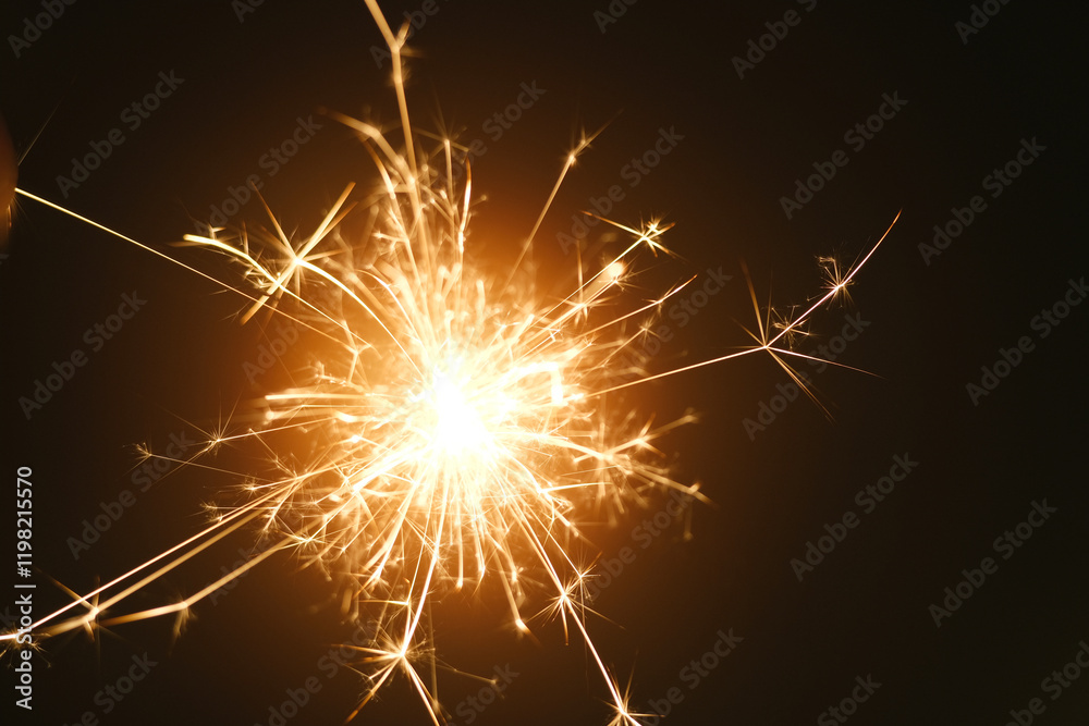 Obraz premium Beautiful handheld fountains sparklers as background