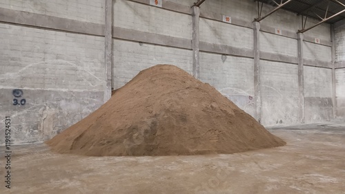 animal feed Large bulk products placed on the ground floor of the warehouse, which is a type of fodder. Organized in the animal feed business group Waiting for delivery to customers