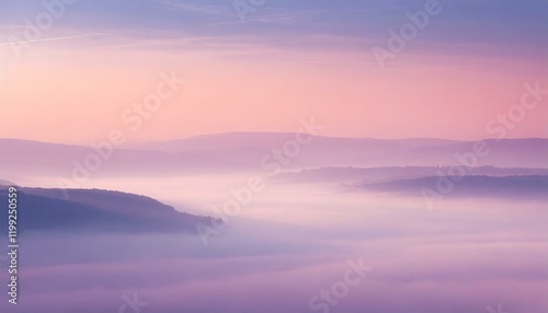薄紫色の霧の風景