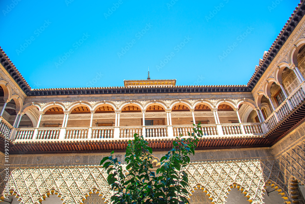 Obraz premium Groto in the gardens of Royal palace of Alcazar Seville Andelusia Spain
