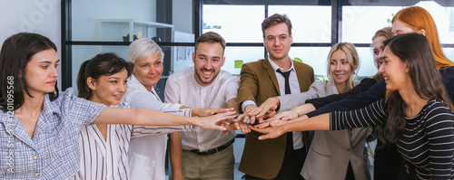 Fotografie Diverse colleagues gather in brainstorm discuss statistics together