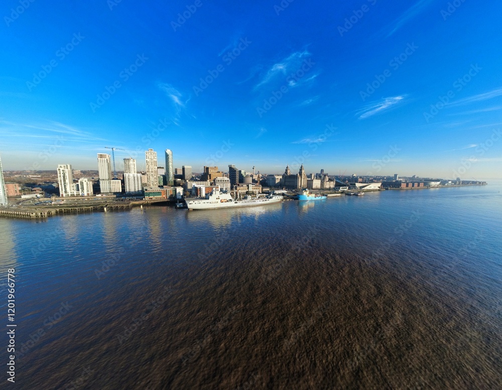 Fototapeta premium Liverpool Pier Head, RFA Tidespring