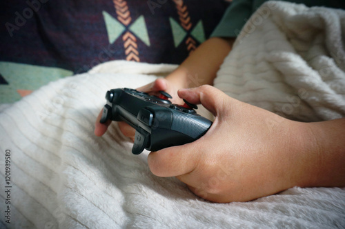 Woman addicted to playing game.	