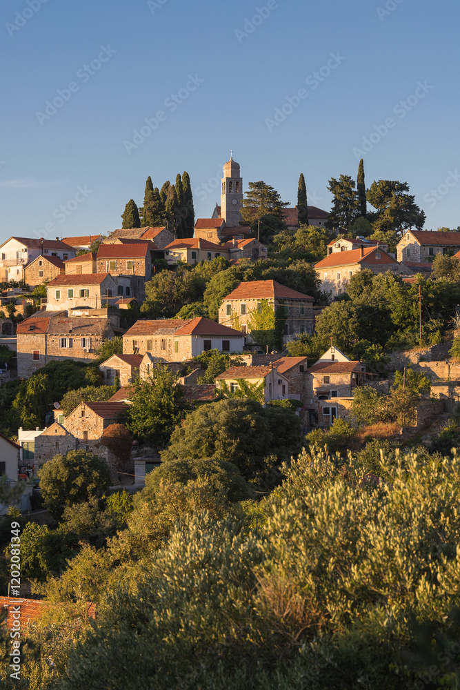 Obraz premium Village of Vrisnik on the island of Hvar