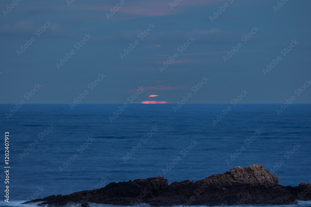 First full moon of the year 2025, the wolf moon!...I can still hear the howls! First full moon of the year 2025, the wolf moon!...I can still hear the howls!
