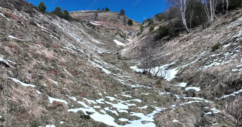Montée de la montagne