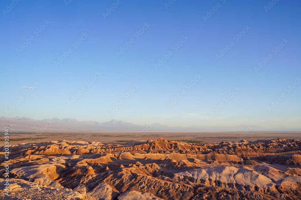 Naklejka premium Sunset at Valle de la Luna, Atacama desert, San Pedro de Atacama, Chile