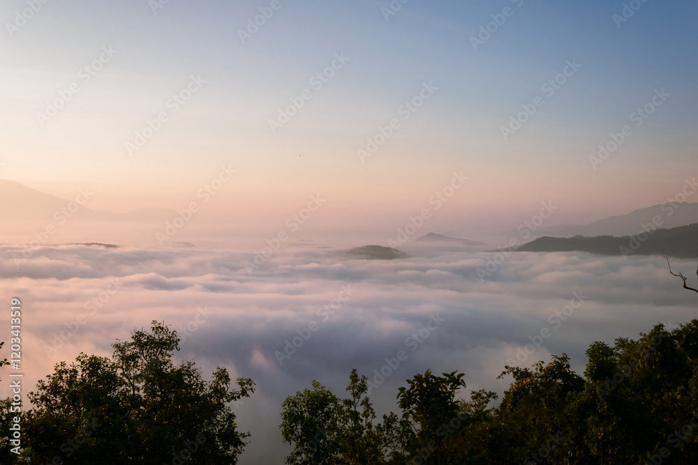 Natural mountains and fog, tourism and relaxation.