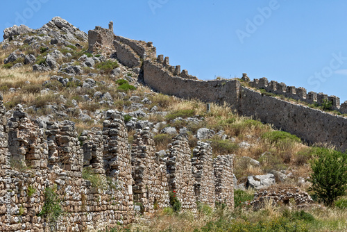 Obraz na płótnie Acrocorinth castle, Greece. Acrocorinth was fortified during the antiquity. The castle that is now to be seen was constructed during byzantine era. w salonie