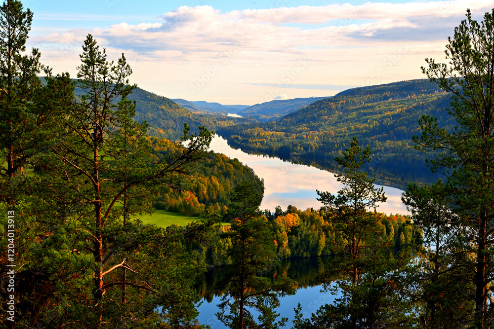 Fototapeta premium lake and mountains