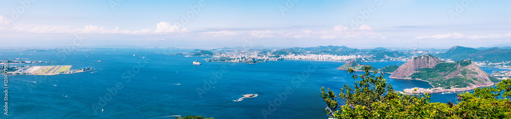 Naklejka premium Panorama of the famous bay of Rio de Janeiro