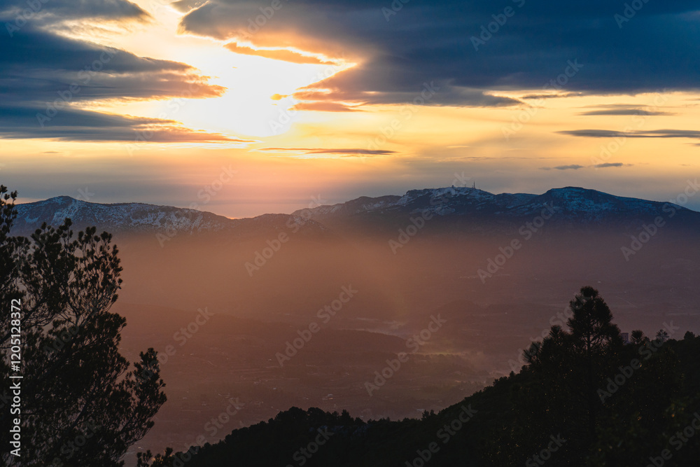 Fototapeta premium Landscape, sunrise in the mountains, ona winter morning.
