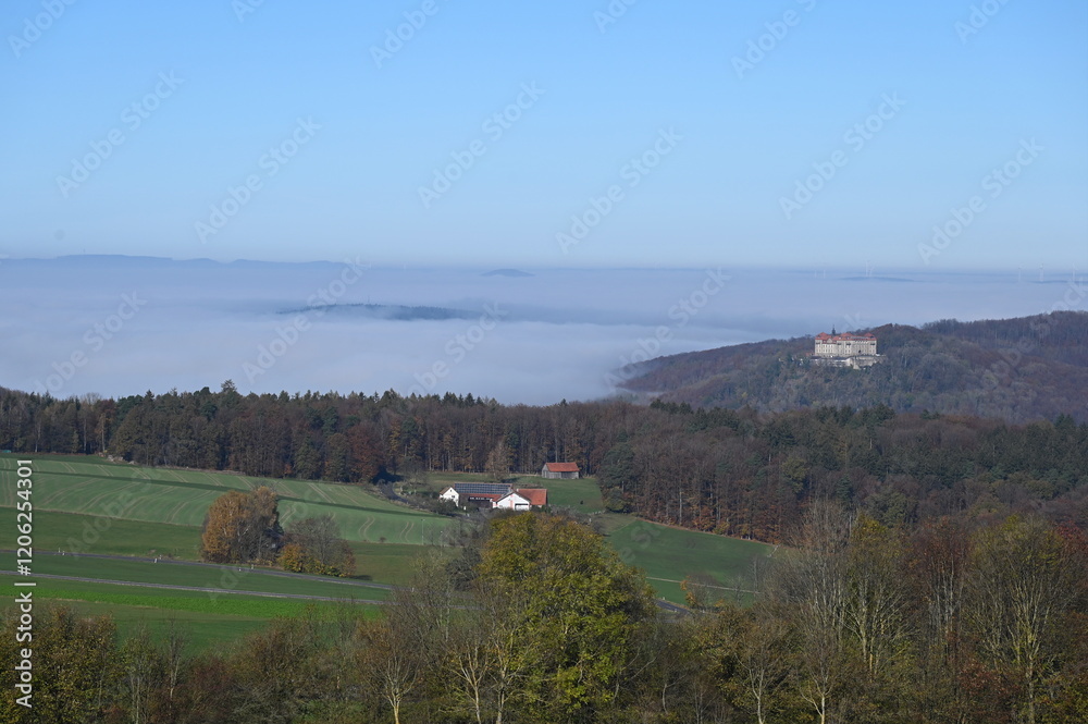 Naklejka premium Nebel in der Rhoen