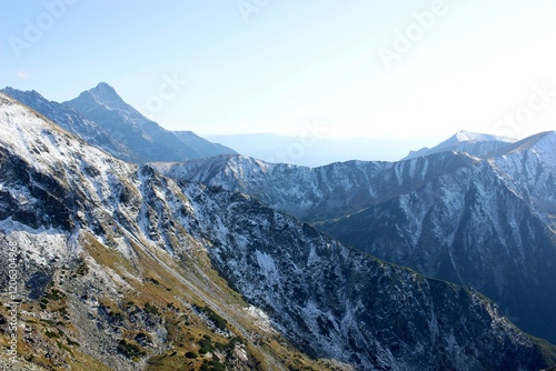 Fototapeta Naklejka Na Ścianę i Meble -  Autumn Serenity in the Polish Tatras