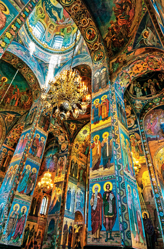 Obraz na płótnie Saint Petersburg Russia. Russian Orthodox Church of the Saviour on Spilled Blood. Interior mosaics beneath the central dome w salonie