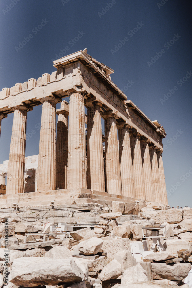 Obraz premium Parthenon on Acropolis of Athens in Greece