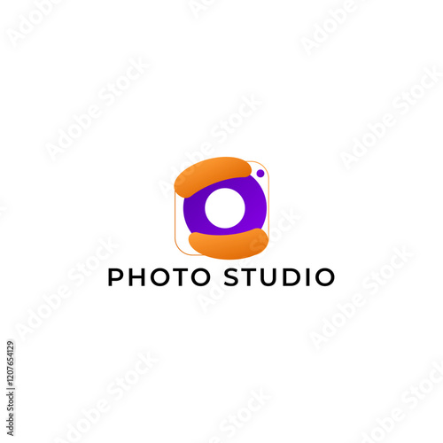 ILLUSTRATION PHOTOGRAPHY ABSTRACT CAMERA LENS SIMPLE LOGO ICON GRADIENT PURPLE ORANGE COLOR TEMPLATE DESIGN ELEMENT VECTOR. GOOD FOR PHOTO STUDIO, APPS